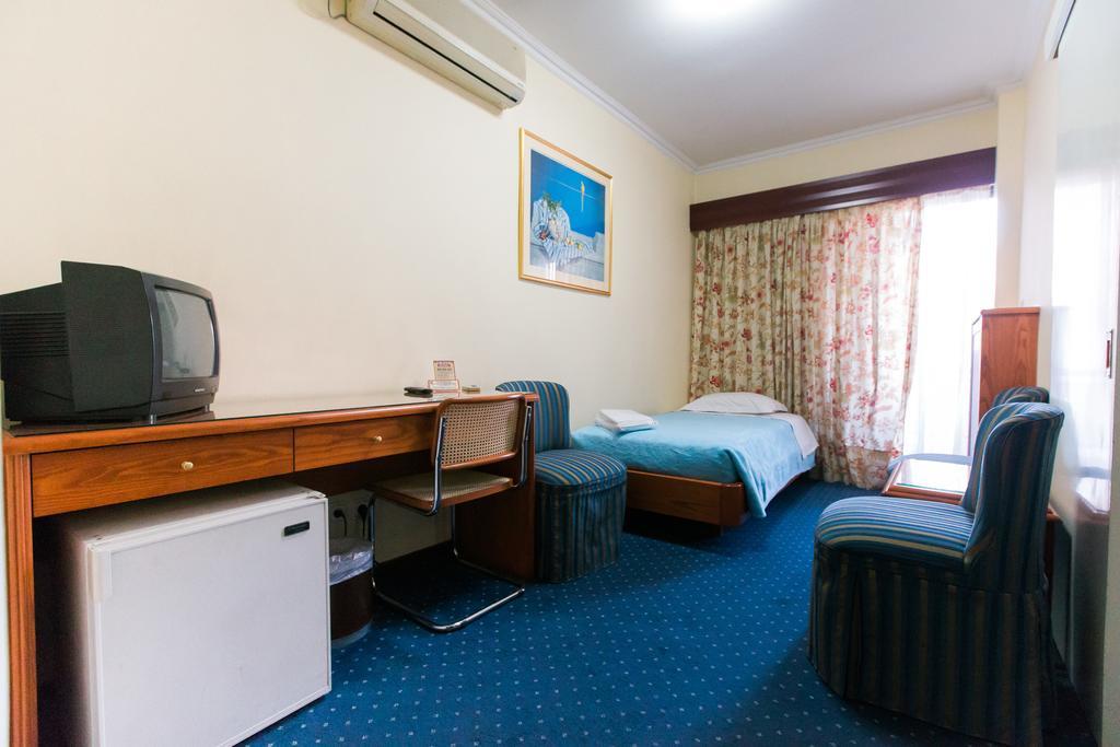 Grand Hotel ลาริซา ภายนอก รูปภาพ