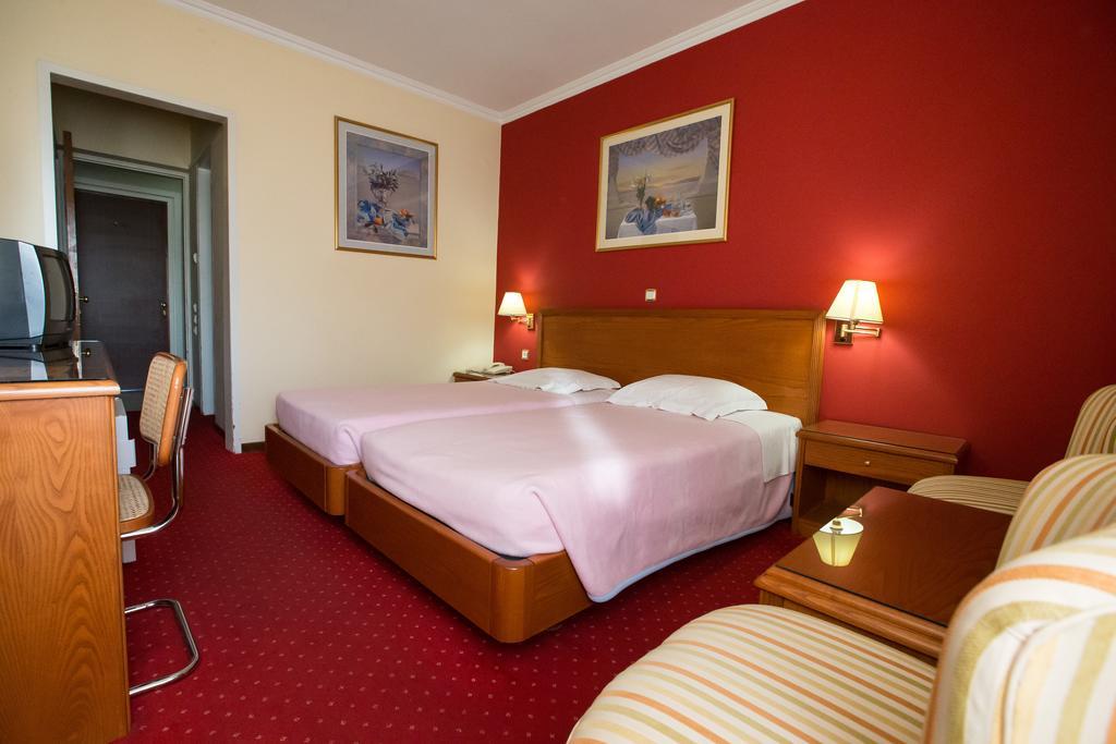 Grand Hotel ลาริซา ภายนอก รูปภาพ